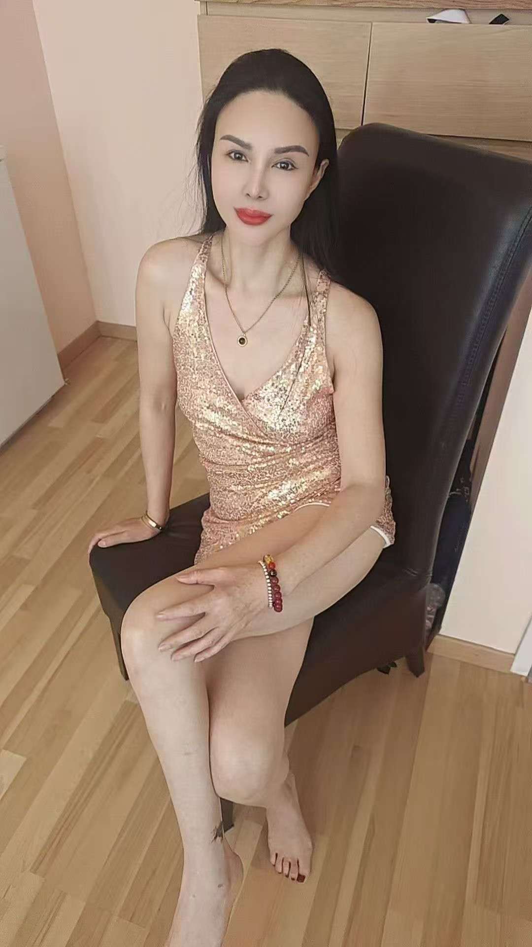 Asian Girl Kiki