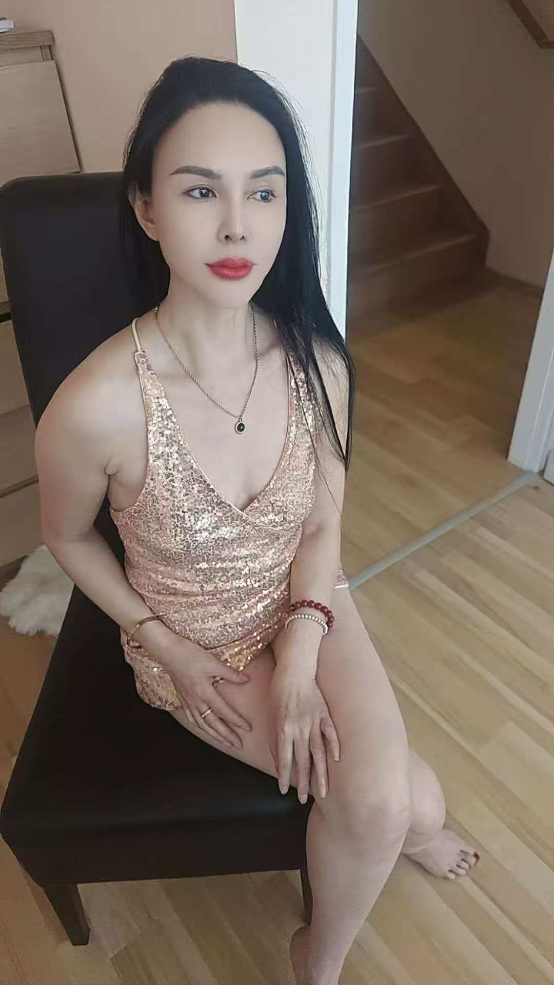 Asian Girl Kiki