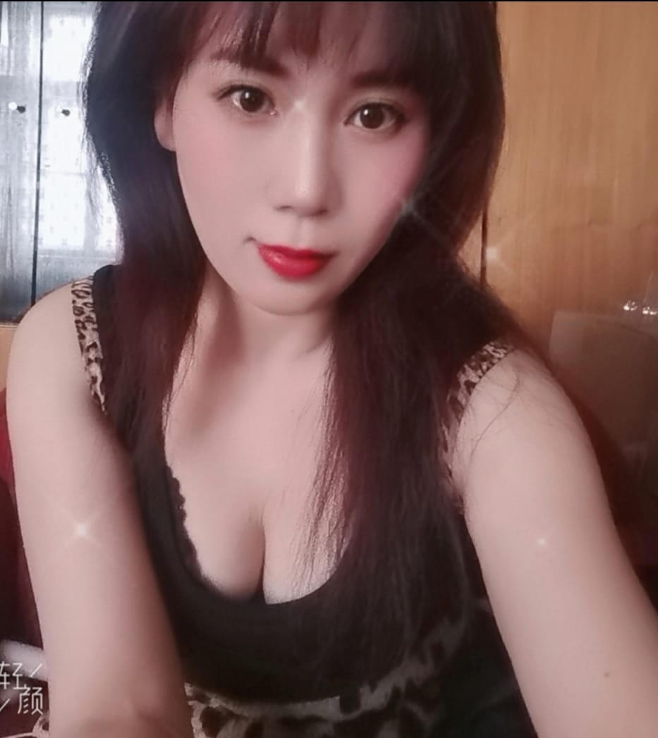 Asian Girl Lili