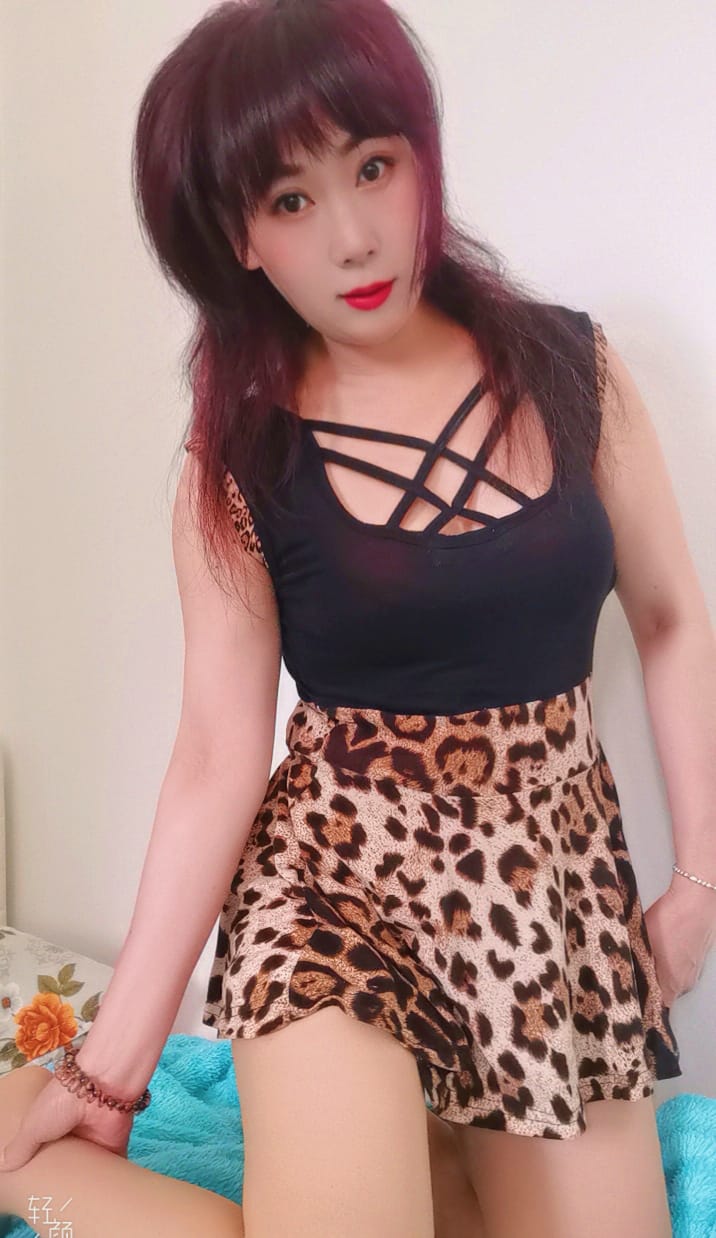 Asian Girl Lili