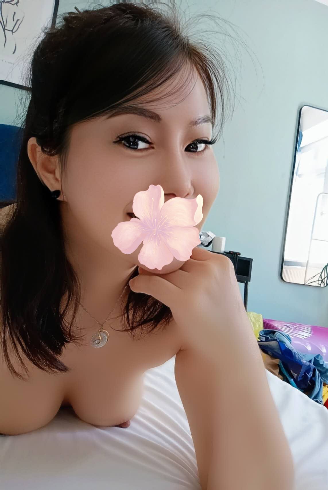 Asian Girl Sisi